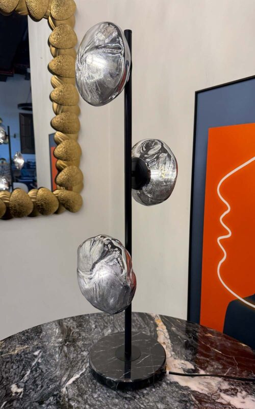 Lumienza Modern Dekoratif Masa Lambası – Siyah Boyalı, Cam Başlık, Salon ve Ofis Aydınlatması GLR-H623 - Görsel 3